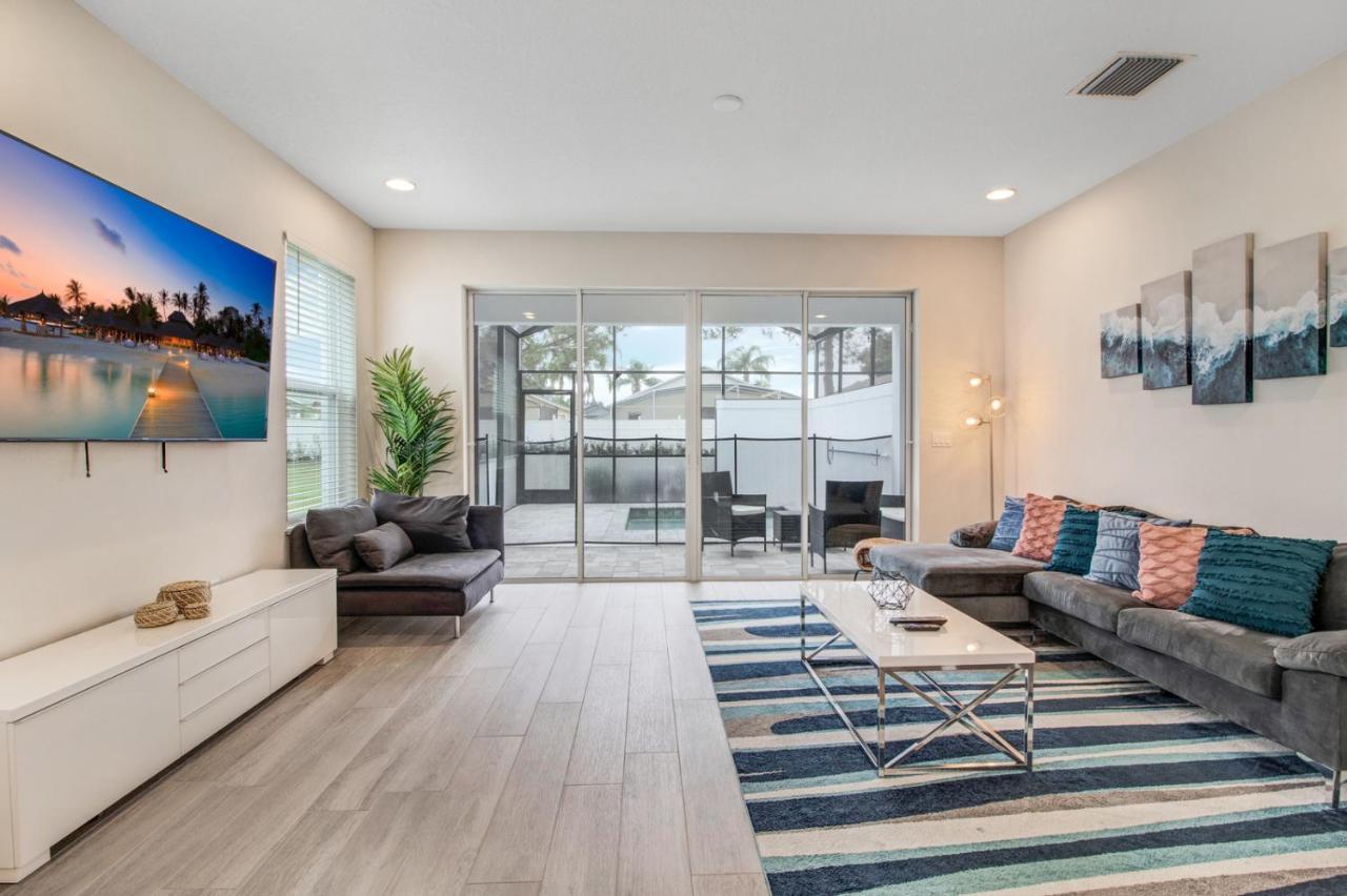 Modern Townhouse Near Disney With Heated Pool Orlando Bagian luar foto