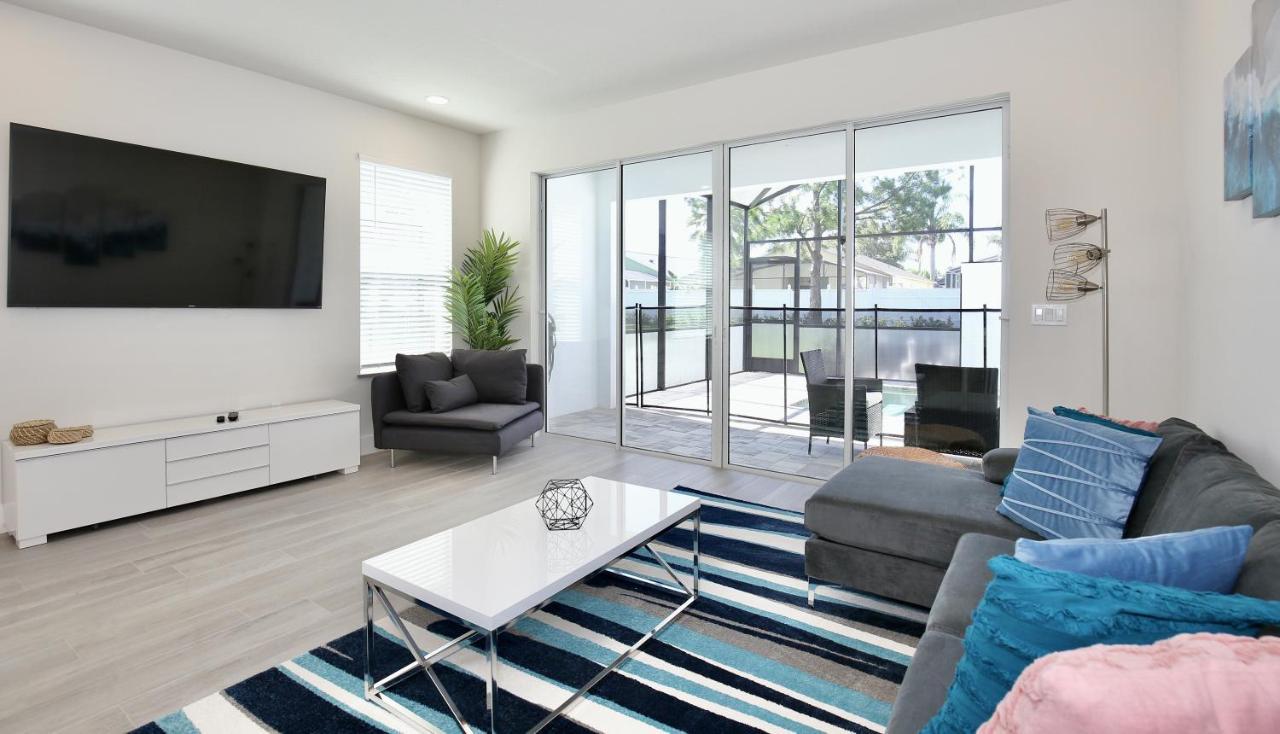Modern Townhouse Near Disney With Heated Pool Orlando Bagian luar foto