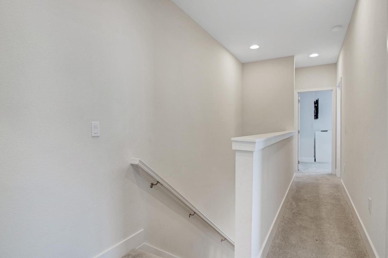 Modern Townhouse Near Disney With Heated Pool Orlando Bagian luar foto